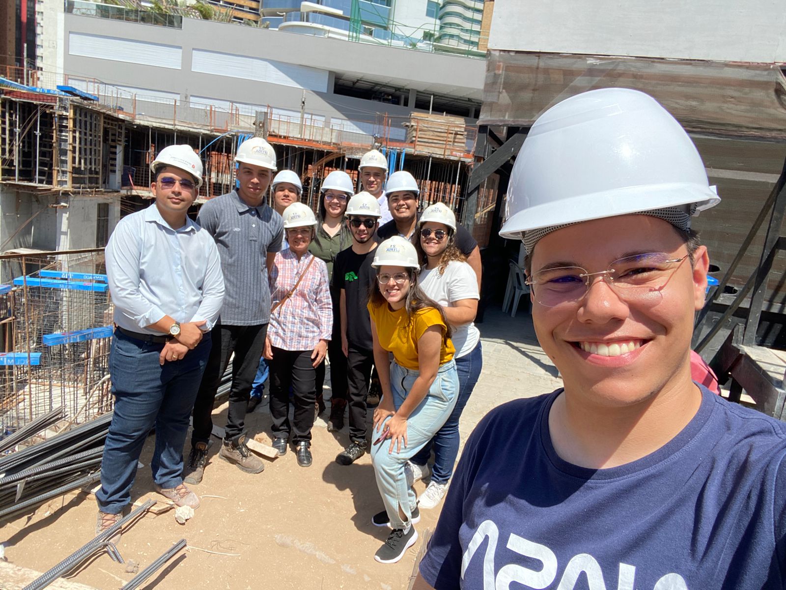 Visita técnica a obra do Sky pelos alunos da UFERSA.